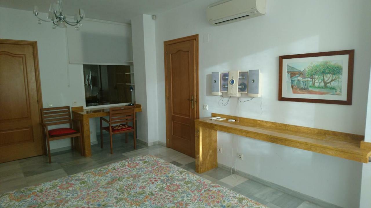 Alcazaba Beach Apartment 3302 Estepona Exterior photo